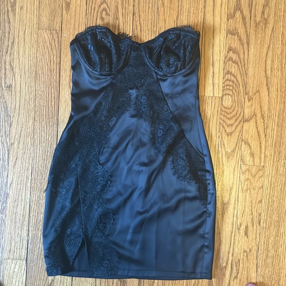 Revolve black lace corset mini dress - Picture 3 of 4